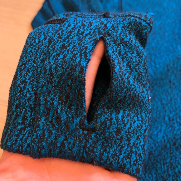 Lululemon half zip - Picture 3 of 5